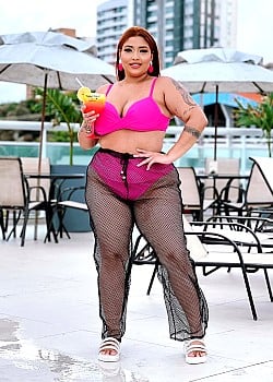 Thayna Neves